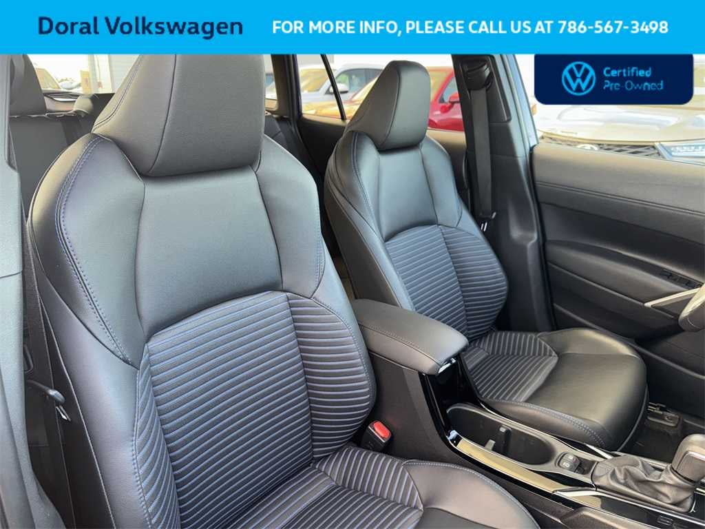 2024 Toyota Corolla Cross Hybrid XSE