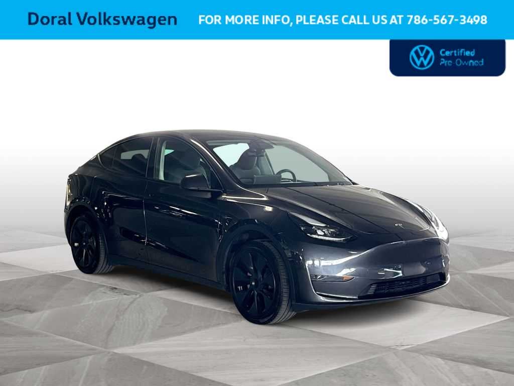 2024 Tesla Model Y RWD
