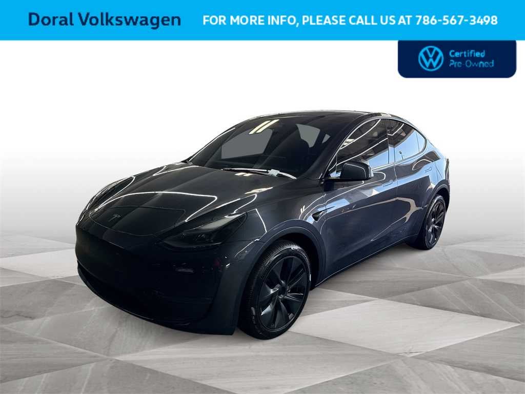 2025 Tesla Model Y Long Range
