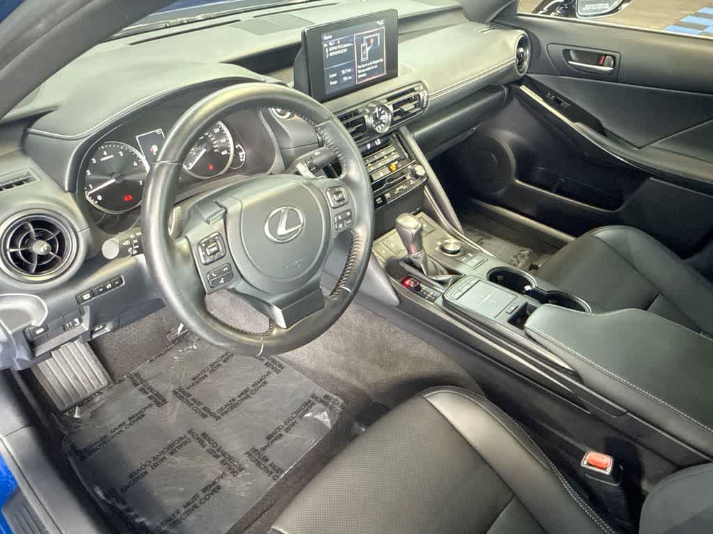 2025 Lexus IS 350 F SPORT Design