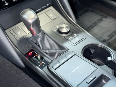 2025 Lexus IS 350 F SPORT Design