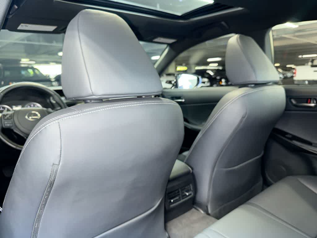 2025 Lexus IS 350 F SPORT Design