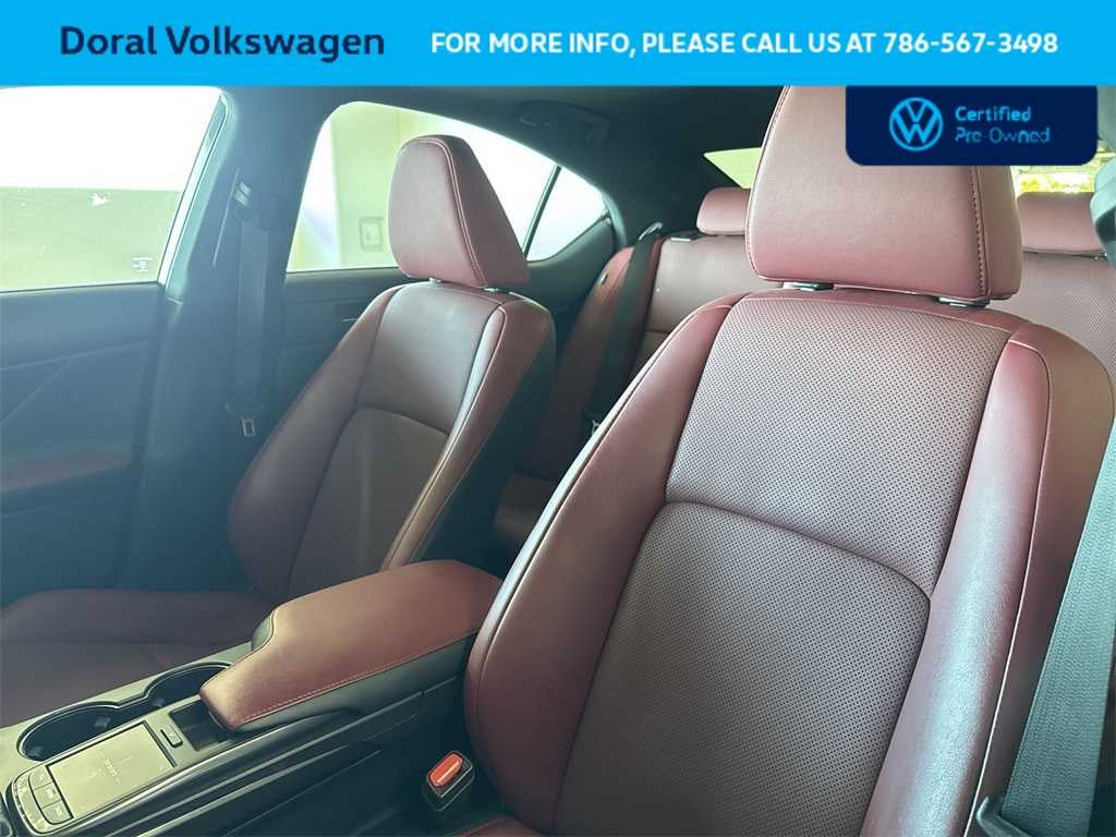 2024 Lexus IS IS 300