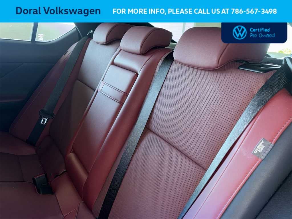 2024 Lexus IS IS 300