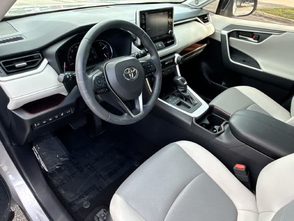 2019 Toyota RAV4 Limited