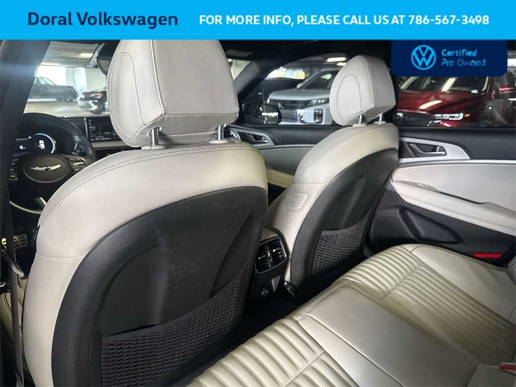 2023 Genesis G70 2.0T