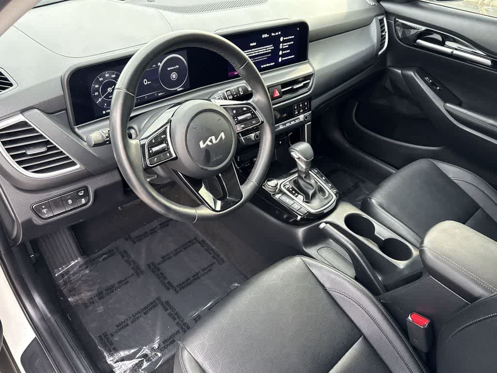 2025 Kia Seltos EX