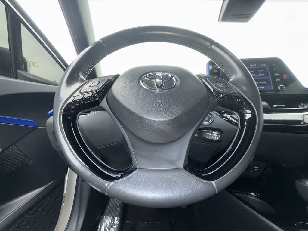 2021 Toyota C-HR XLE