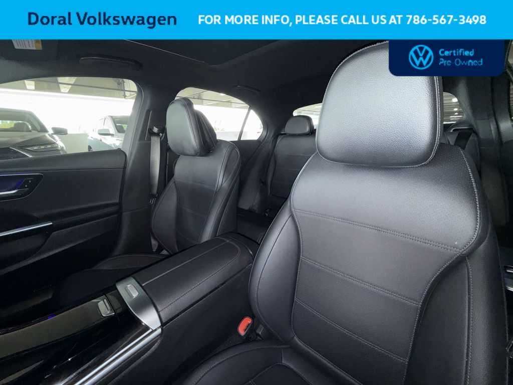 2024 Mercedes-Benz C 300 C 300