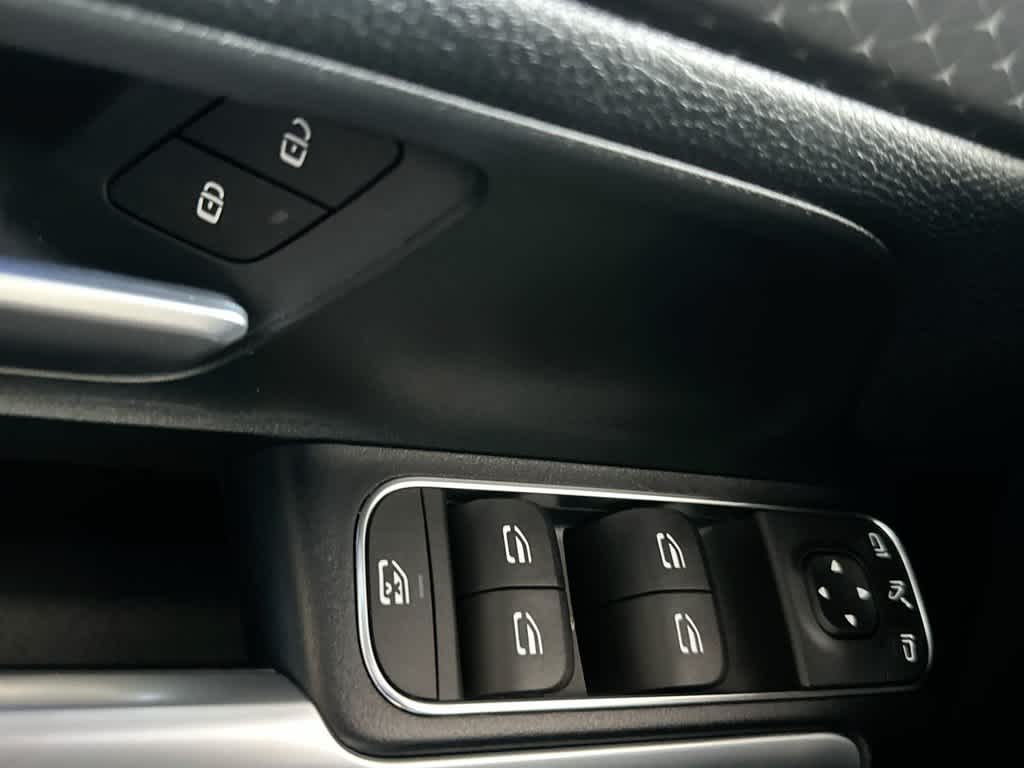 2025 Mercedes-Benz GLA 250 GLA 250