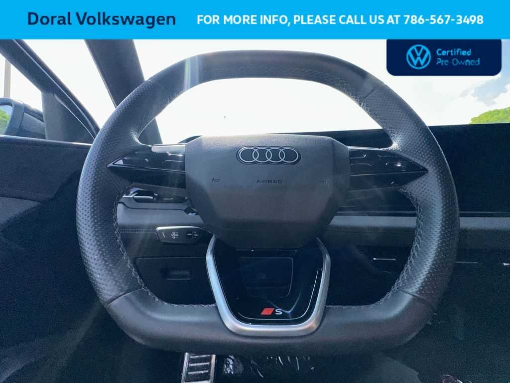 2025 Audi SQ6 e-tron Prestige