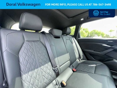 2025 Audi SQ6 e-tron Prestige