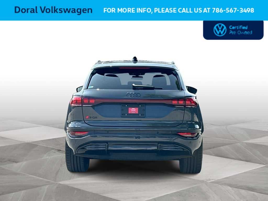 2025 Audi SQ6 e-tron Prestige