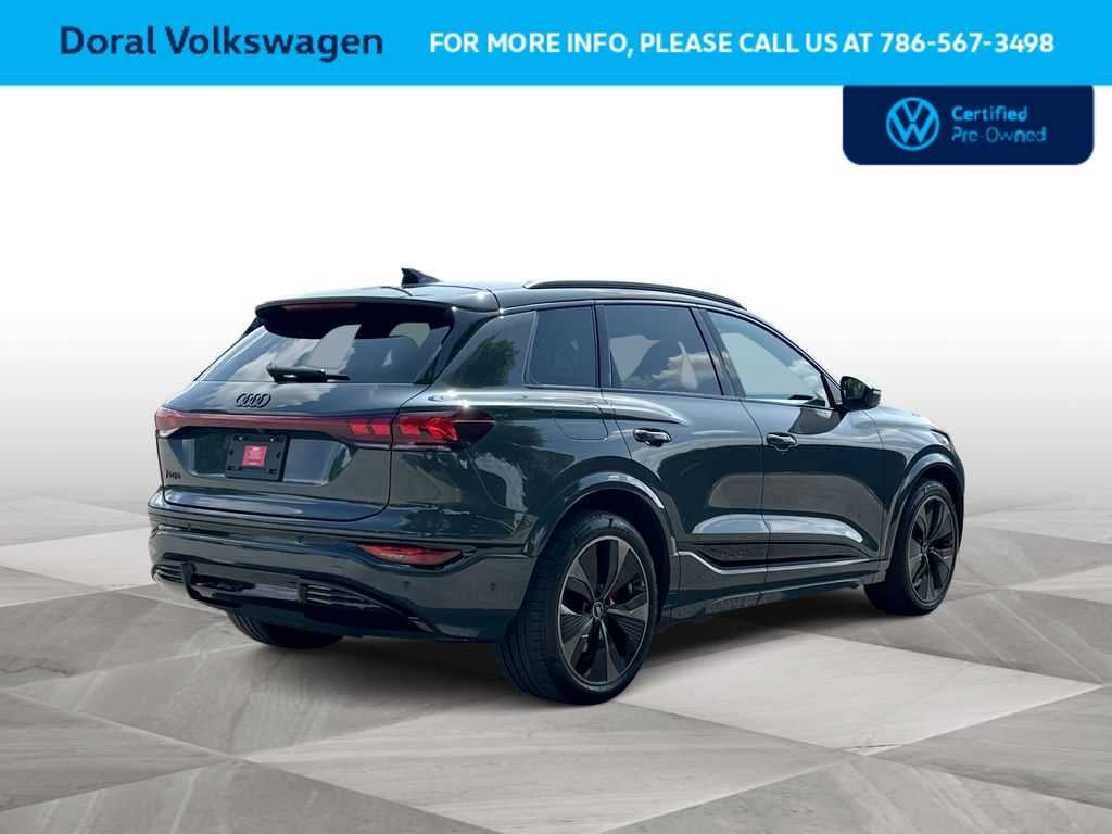 2025 Audi SQ6 e-tron Prestige