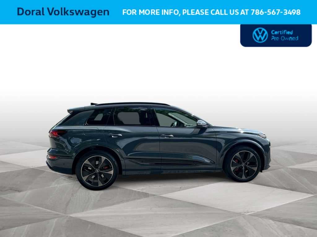 2025 Audi SQ6 e-tron Prestige