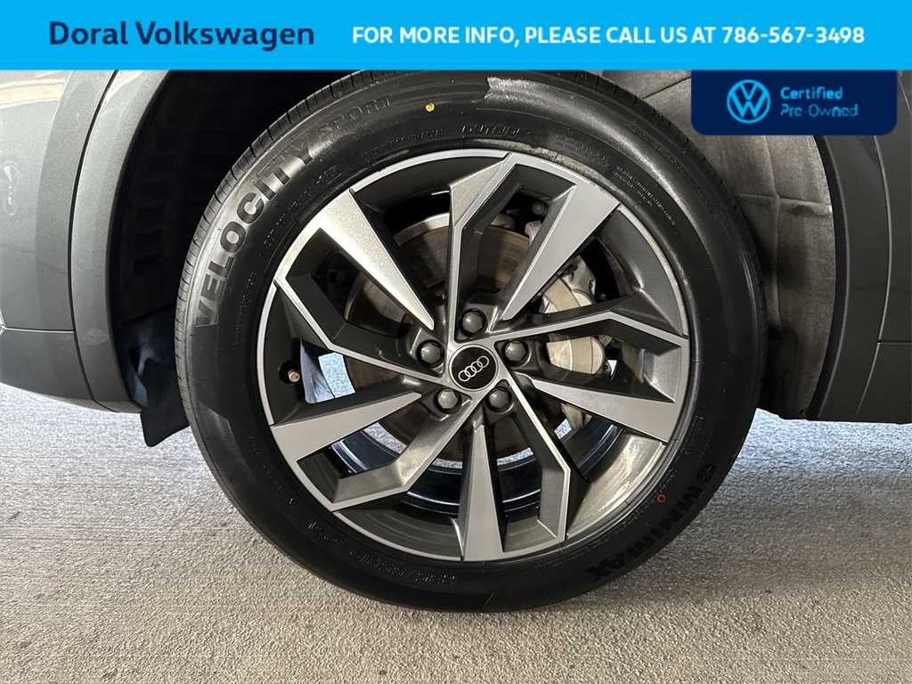 2022 Audi Q5 Sportback S line Premium Plus