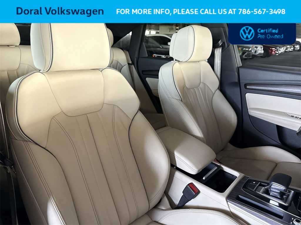 2022 Audi Q5 Sportback S line Premium Plus