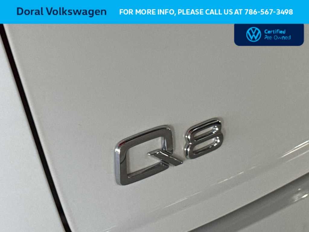 2023 Audi Q8 Premium
