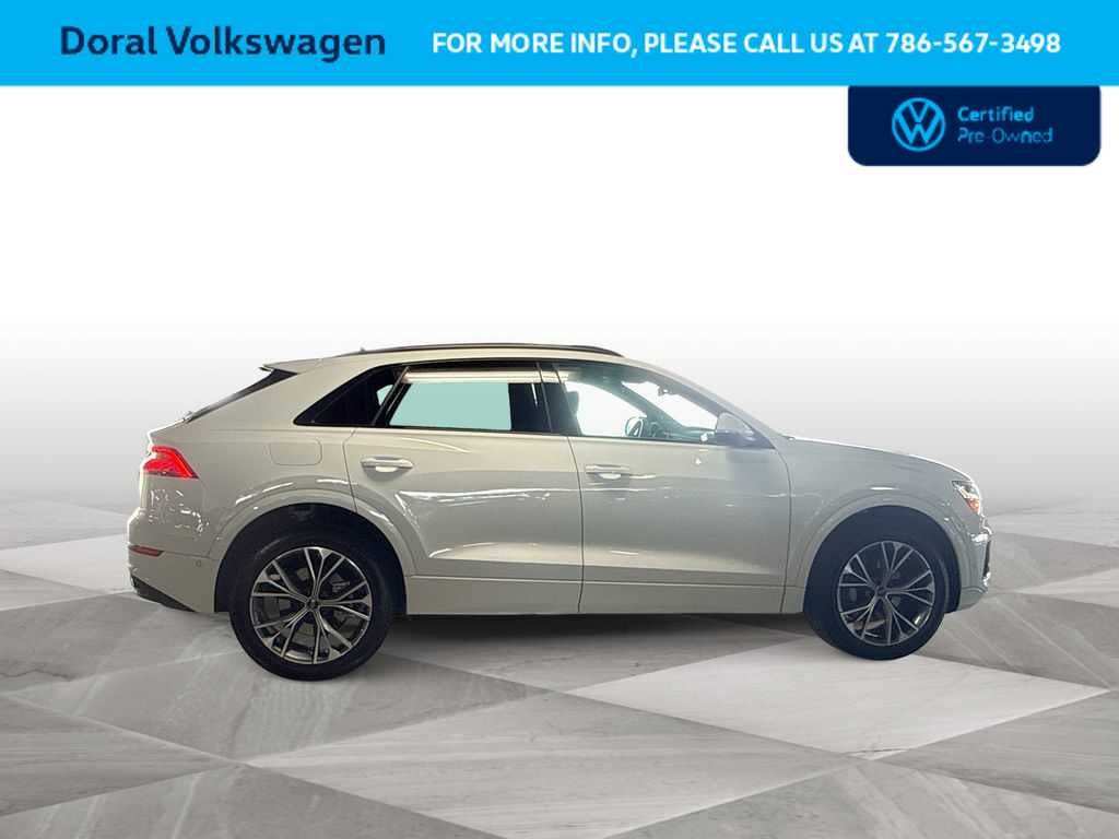 2023 Audi Q8 Premium