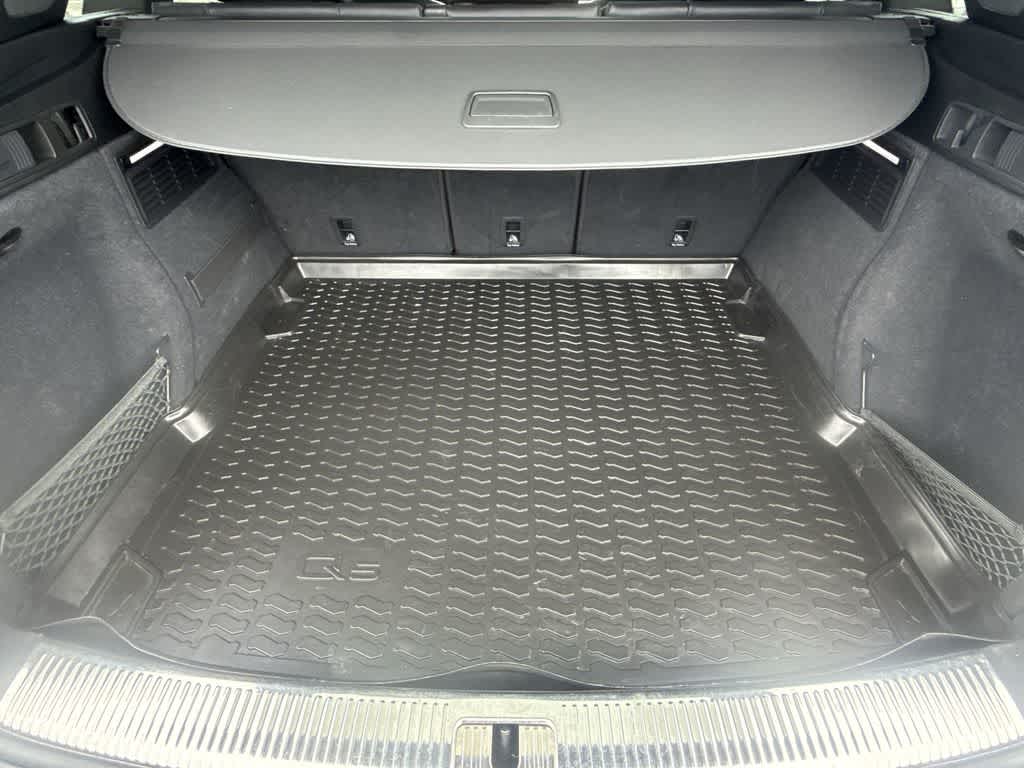 2023 Audi SQ5 Premium Plus