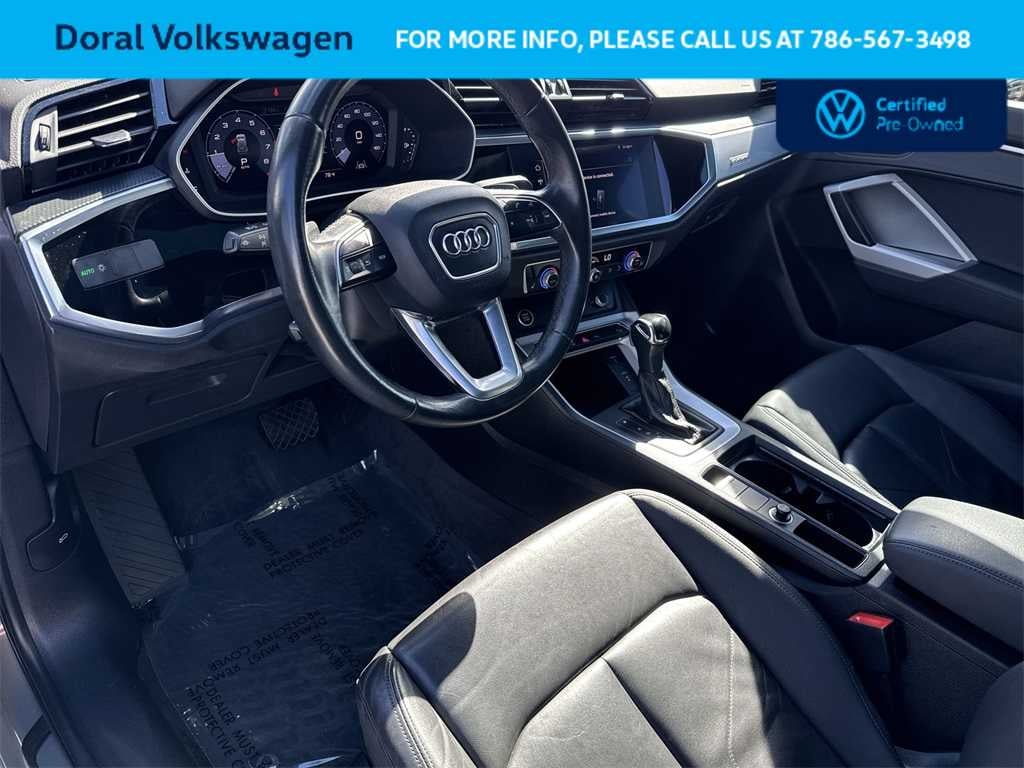 2021 Audi Q3 S line Premium