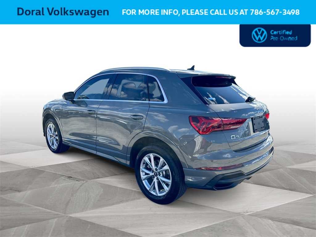 2021 Audi Q3 S line Premium
