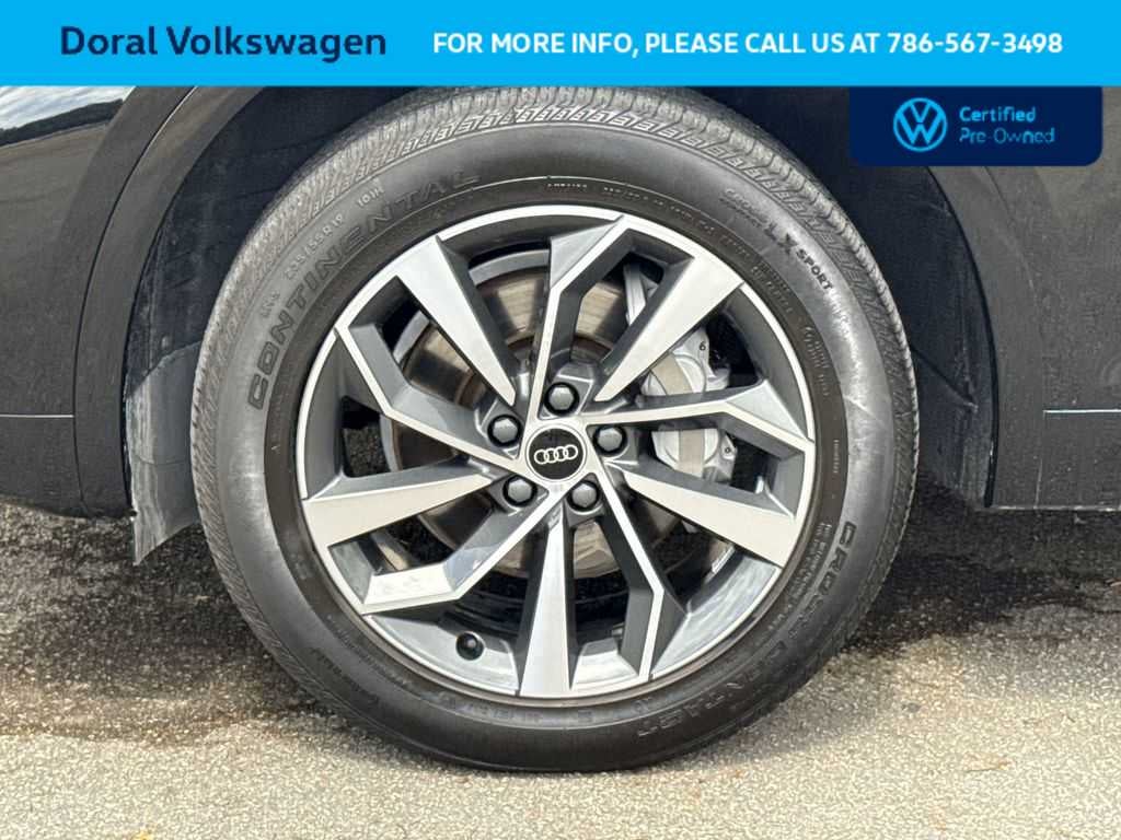2023 Audi Q5 S line Premium Plus