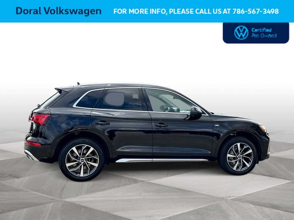 2023 Audi Q5 S line Premium Plus