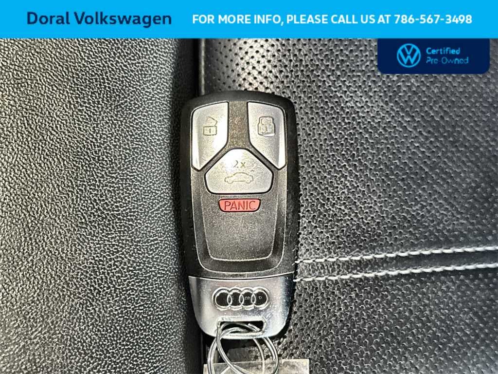 2023 Audi Q5 S line Premium Plus