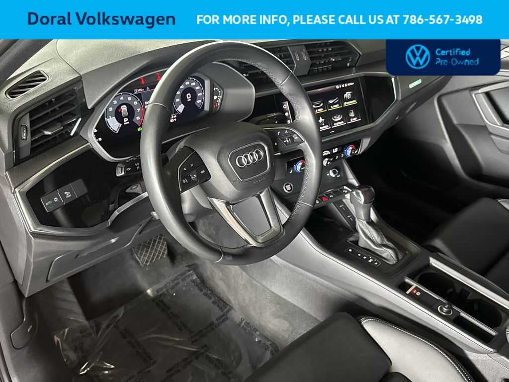 2024 Audi Q3 S line Premium Plus