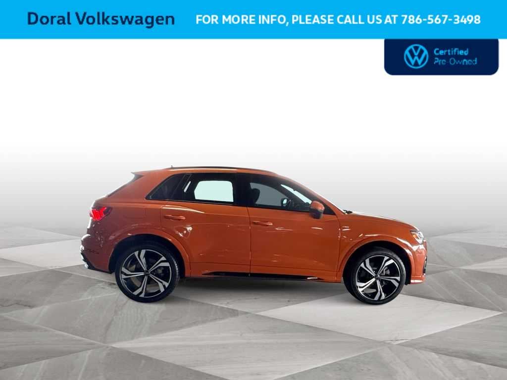 2024 Audi Q3 S line Premium Plus