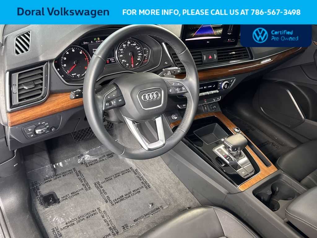 2023 Audi Q5 S line Premium
