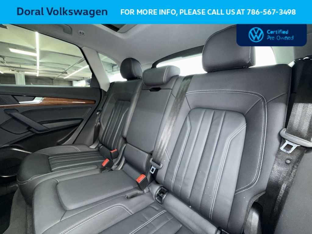 2023 Audi Q5 S line Premium