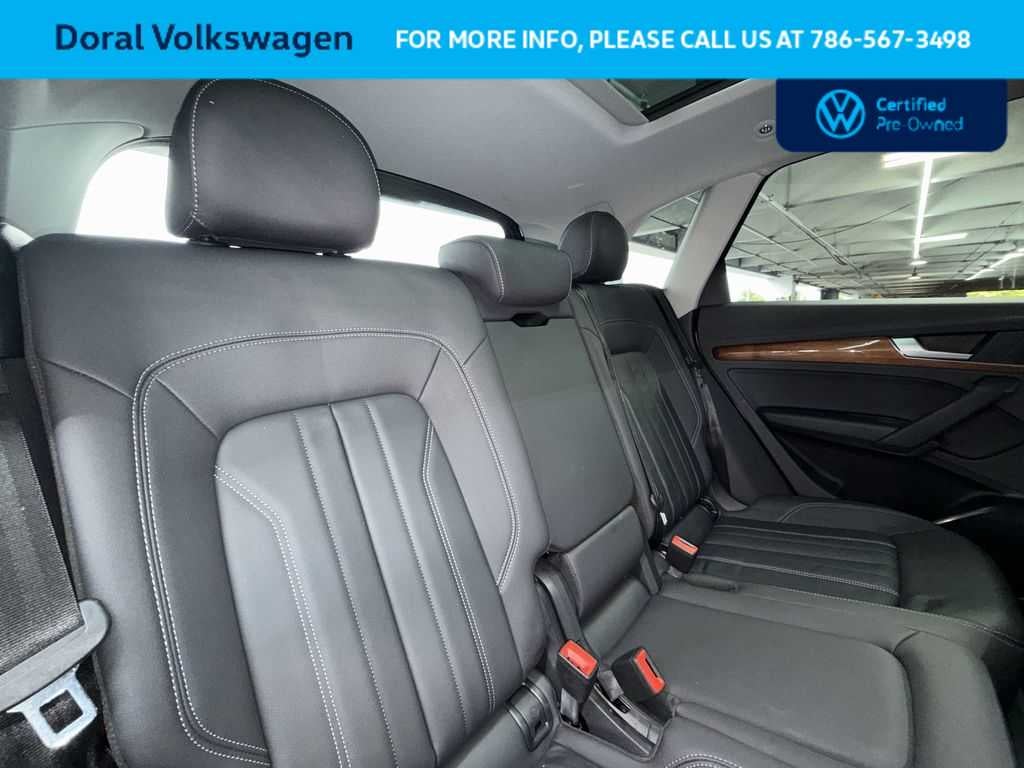 2023 Audi Q5 S line Premium