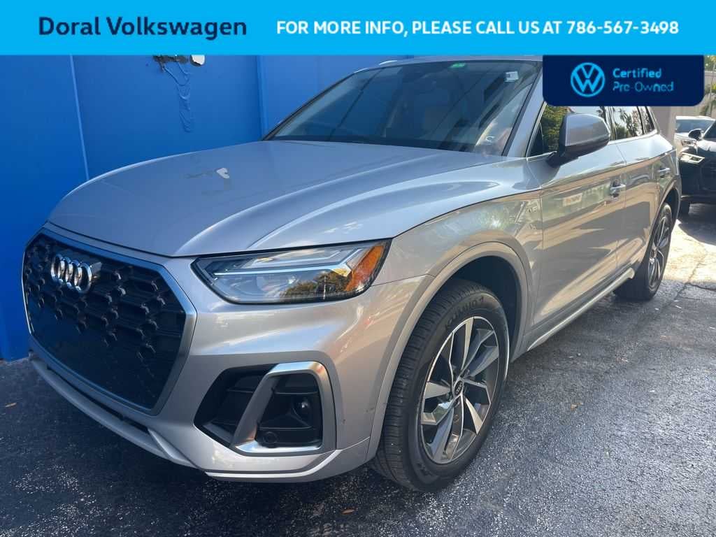 2023 Audi Q5 S line Premium