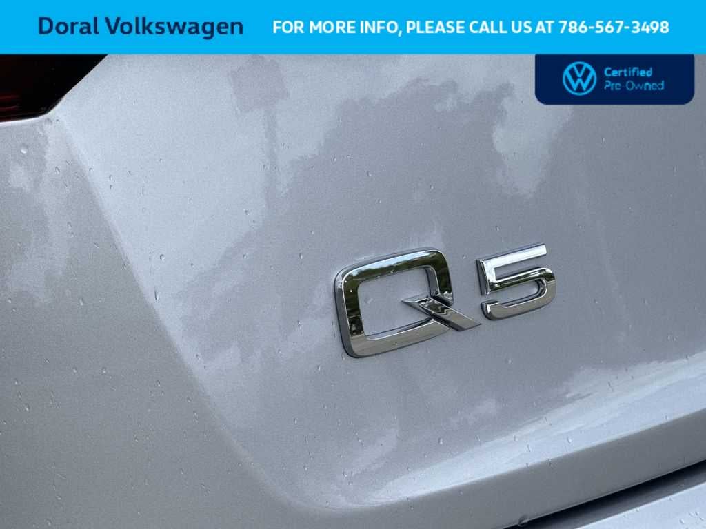 2023 Audi Q5 S line Premium