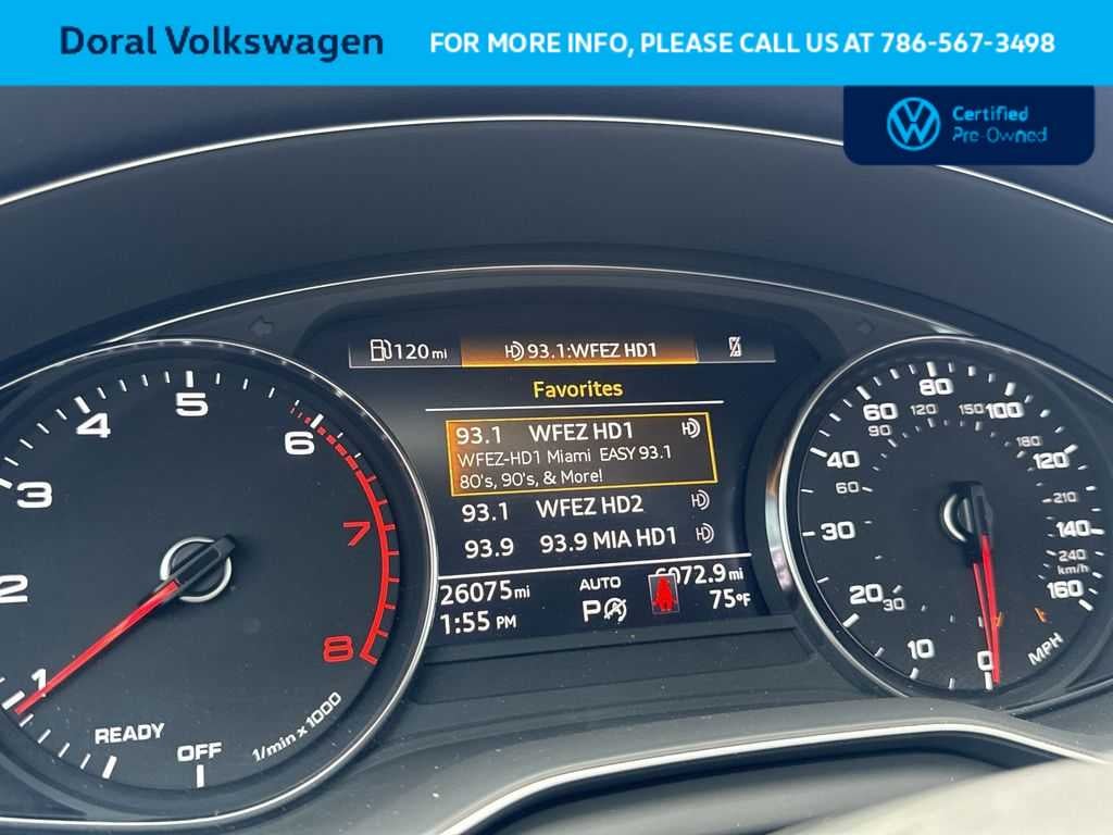 2023 Audi Q5 S line Premium
