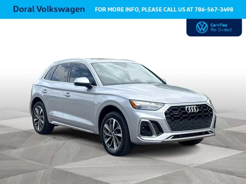 2023 Audi Q5 S line Premium
