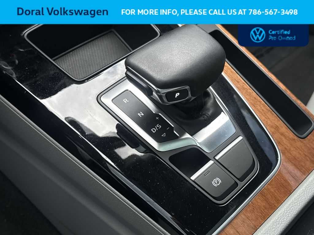 2023 Audi Q5 S line Premium