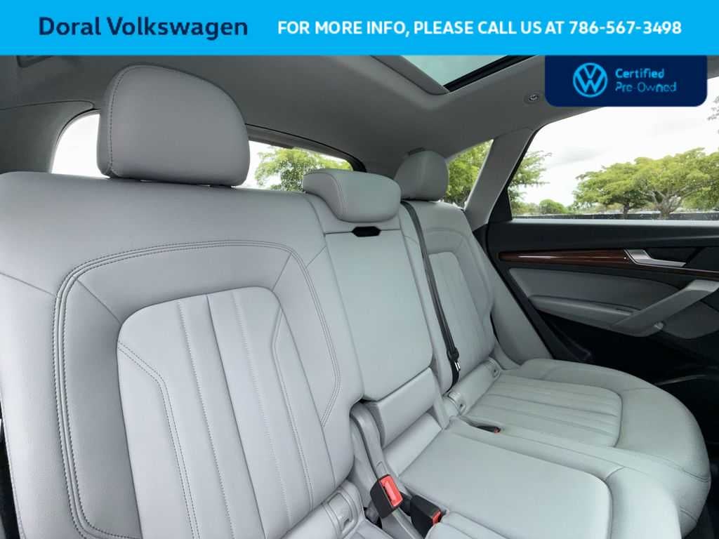 2023 Audi Q5 S line Premium