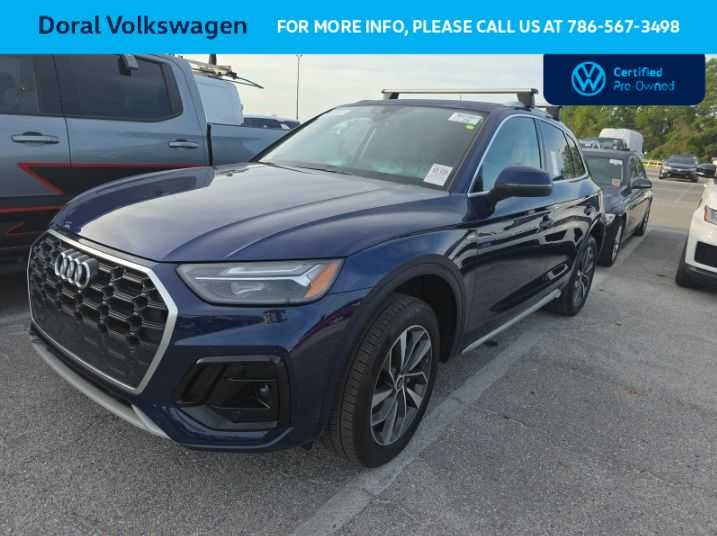 2022 Audi Q5 S line Premium