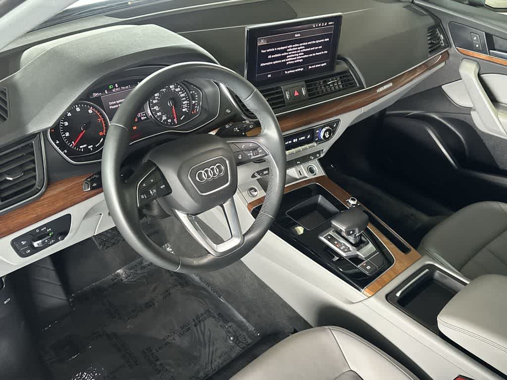 2022 Audi Q5 S line Premium