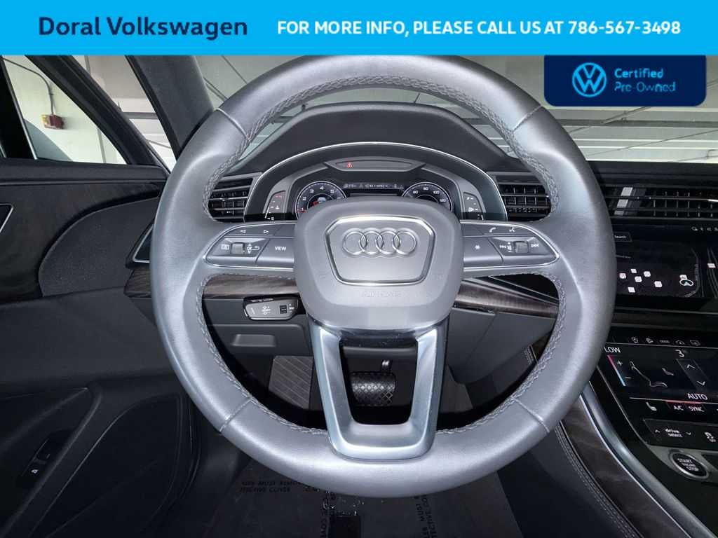 2023 Audi Q7 Premium Plus