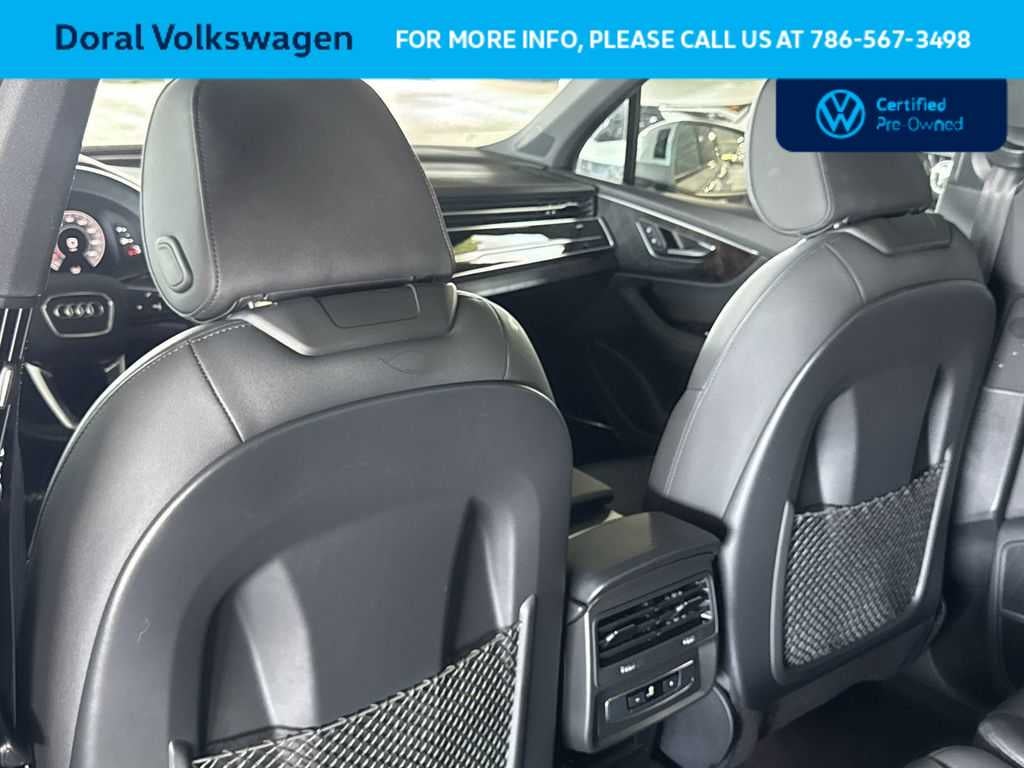 2023 Audi Q7 Premium Plus