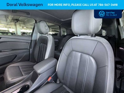 2024 Audi Q4 e-tron Premium Plus