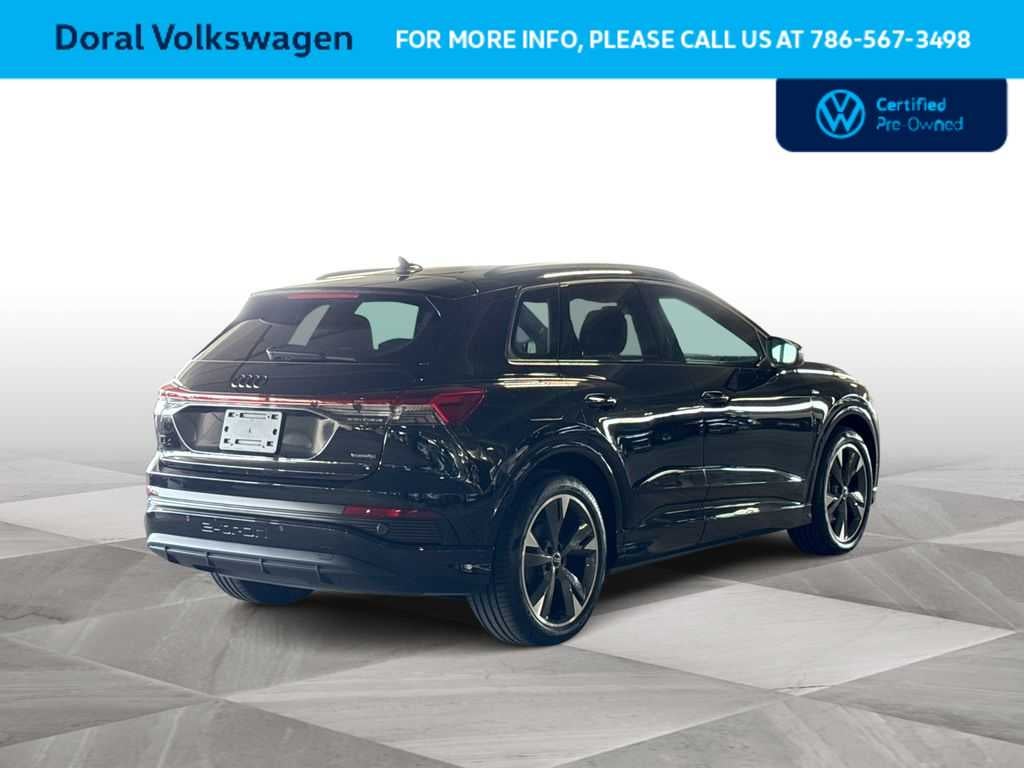 2024 Audi Q4 e-tron Premium Plus