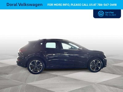 2024 Audi Q4 e-tron Premium Plus