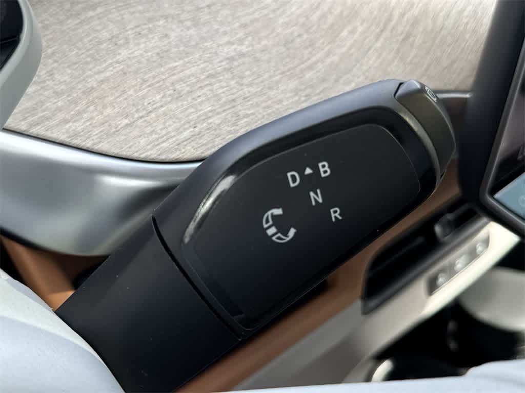 2025 Volkswagen ID. Buzz Pro S Plus