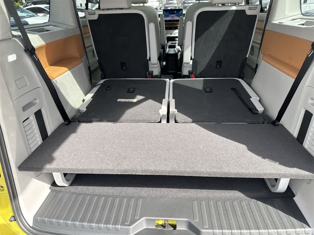 2025 Volkswagen ID. Buzz Pro S Plus