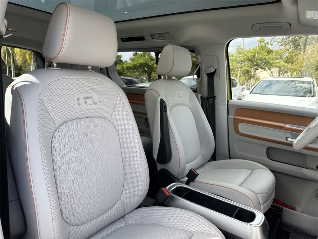 2025 Volkswagen ID. Buzz Pro S Plus